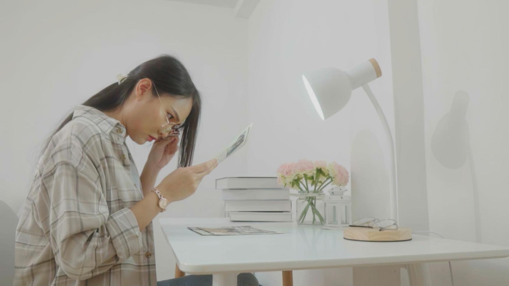 Financial analysis workspace with investment calendar tools